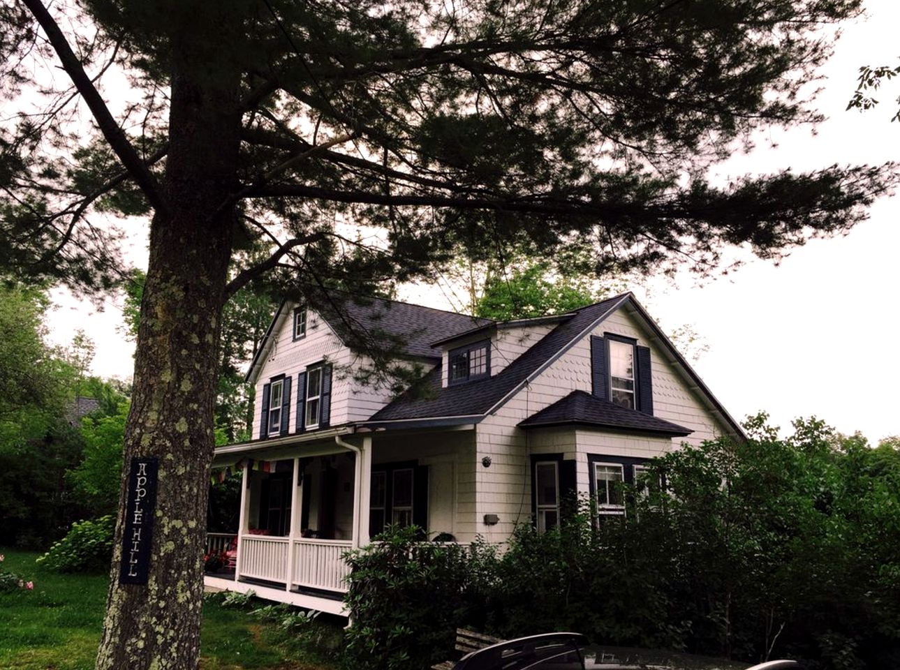 Cabins (Jewett, New York, United States)