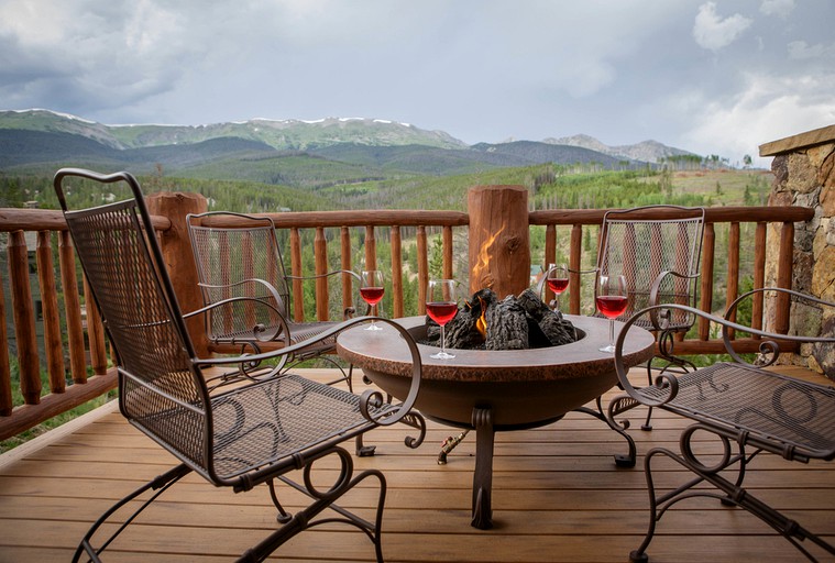 -- (United States of America, Silverthorne, Colorado)