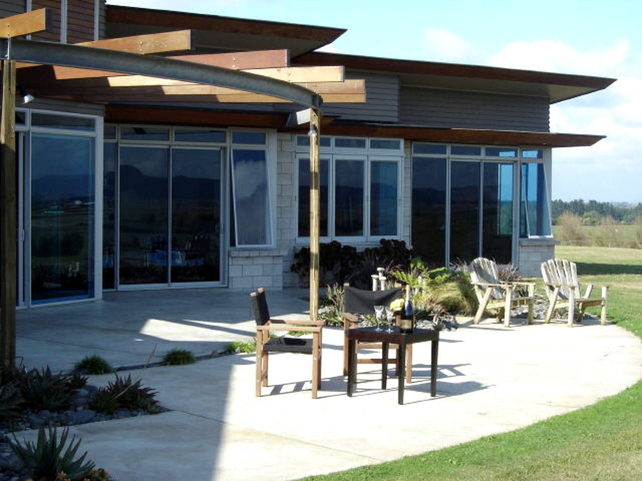 Nature Lodges (Hamilton, North Island, New Zealand)