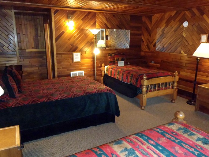 Nature Lodges (Mt. Hood, Oregon, United States)