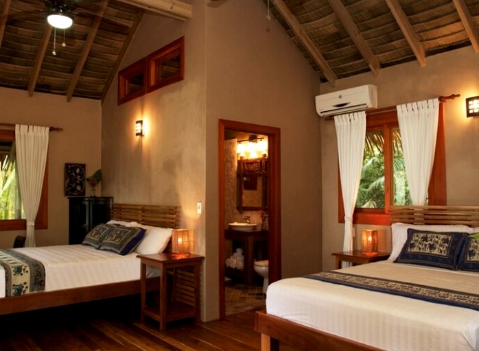 Cabins (Osa Peninsula, Puntarenas, Costa Rica)