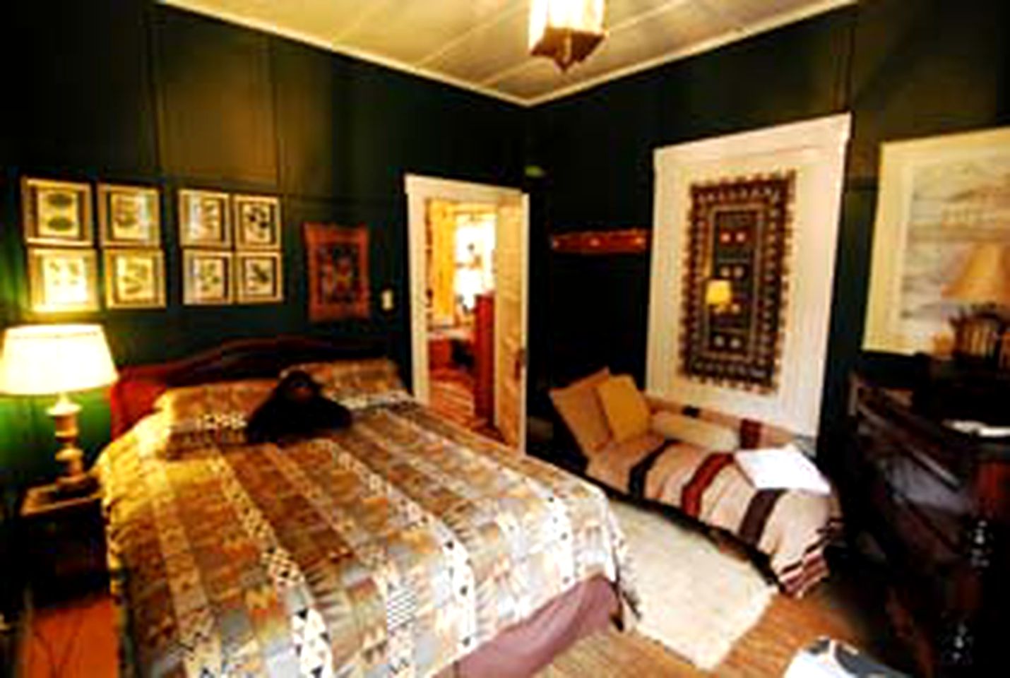 Nature Lodges (Masset, British Columbia, Canada)