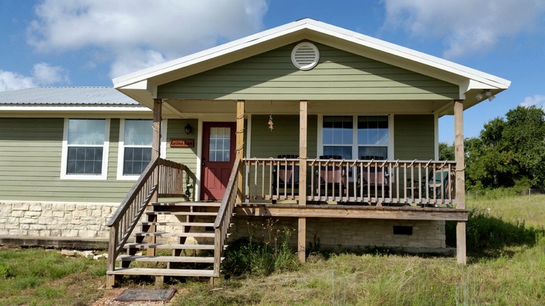 Cottages (Burton, Texas, United States)