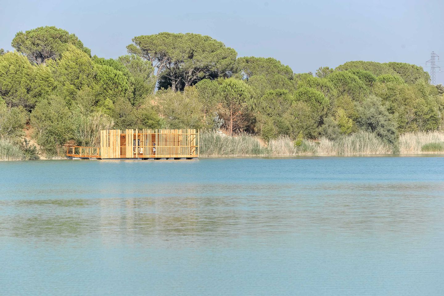 Boats & Floating Homes (Sorgues, Provence-Alpes-Côte d'Azur, France)