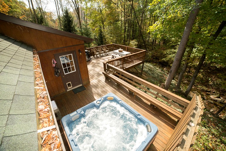 Cabins (United States of America, Bruceton Mills, West Virginia)