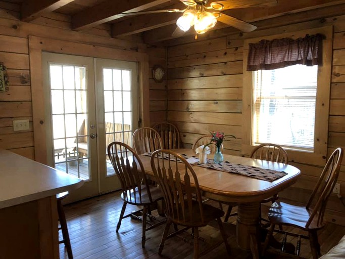 Cabins (Hico, West Virginia, United States)
