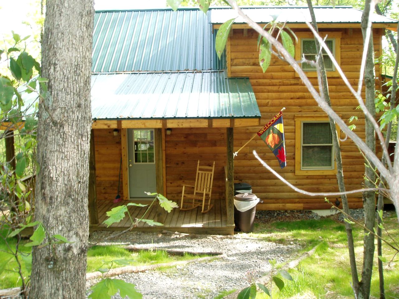 Cabins (Hico, West Virginia, United States)