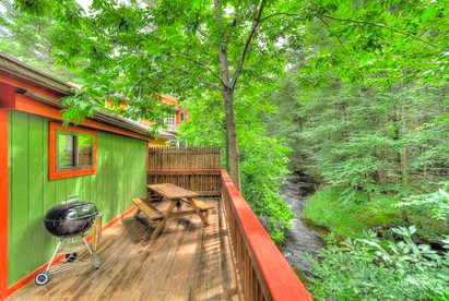 Cabins (Canadensis, Pennsylvania, United States)