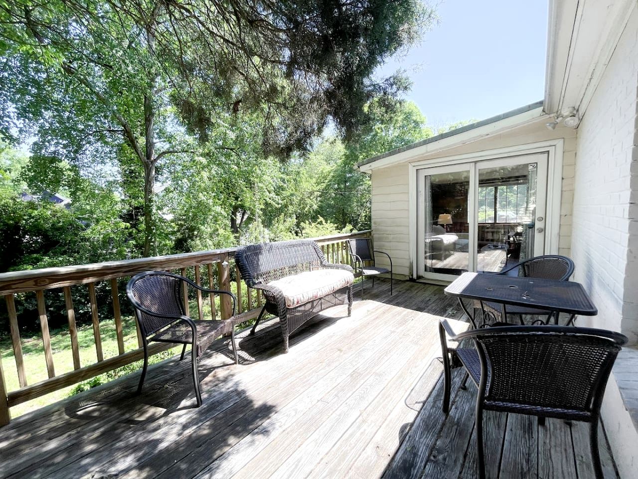 Amazing Cottage with Great Sights in Charlotte, North Carolina