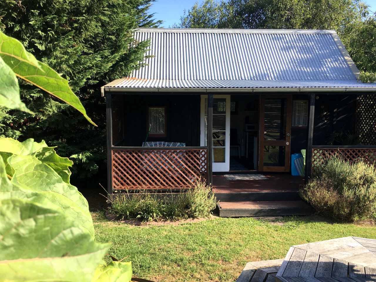 Cottages (Mangawhai, North Island, New Zealand)