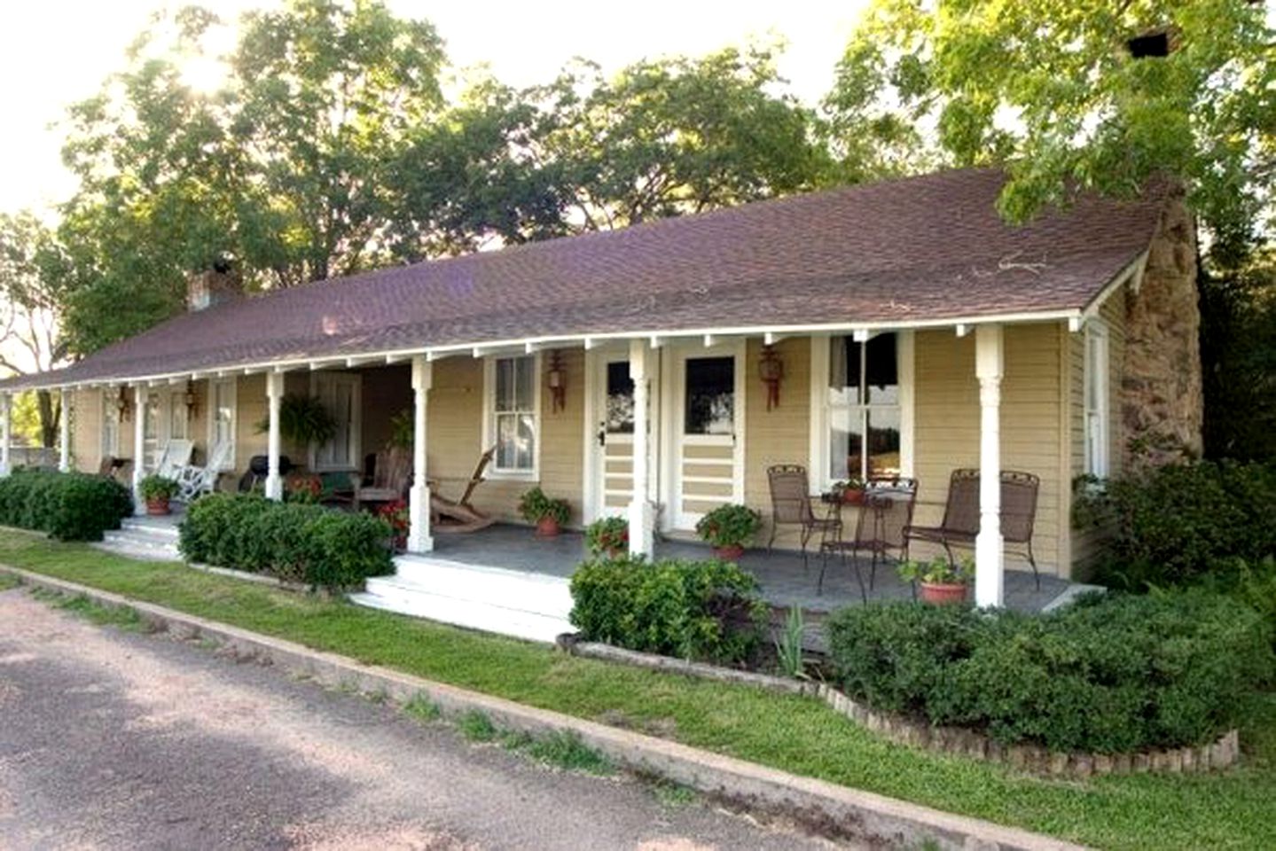 Nature Lodges (Cat Spring, Texas, United States)