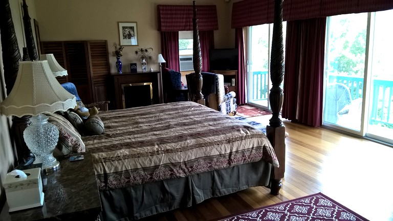Nature Lodges (Hebron, New Hampshire, United States)