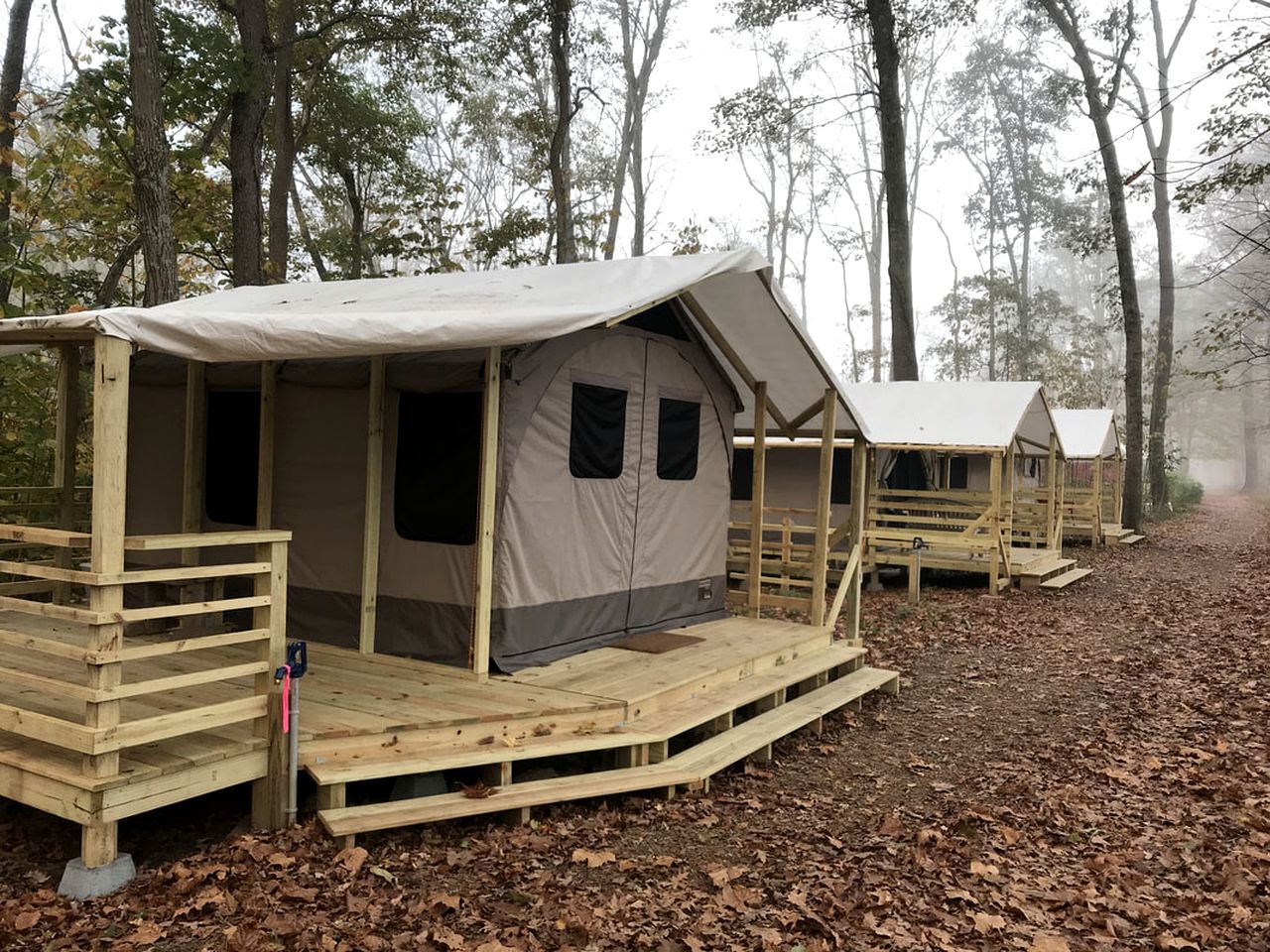 Tented Cabins (Great Cacapon, West Virginia, United States)