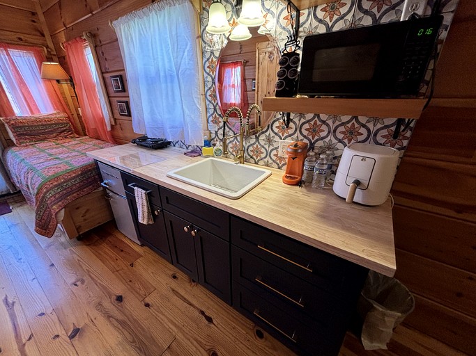 Tiny Houses (United States of America, Sevierville, Tennessee)