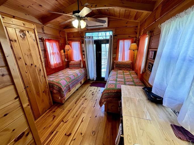 Tiny Houses (United States of America, Sevierville, Tennessee)