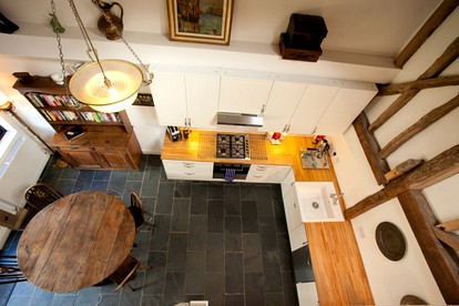 Barns (Burnham-on-Crouch, England, United Kingdom)