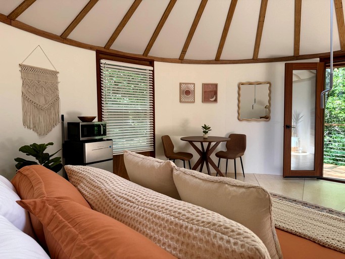 Yurts (United States of America, Balsam Grove, North Carolina)
