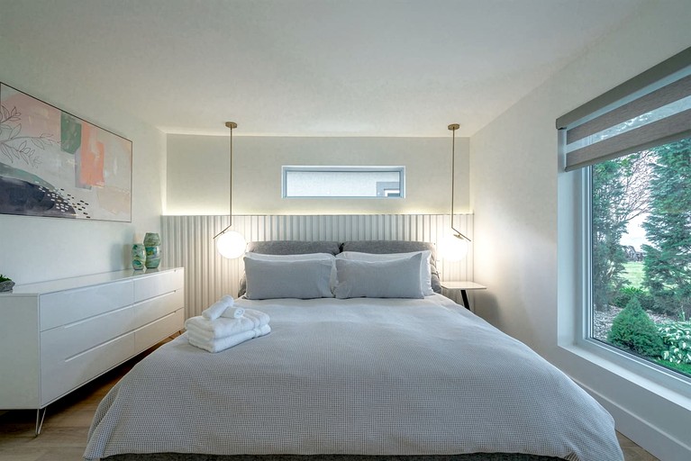 Cottages (Canada, Leamington, Ontario)