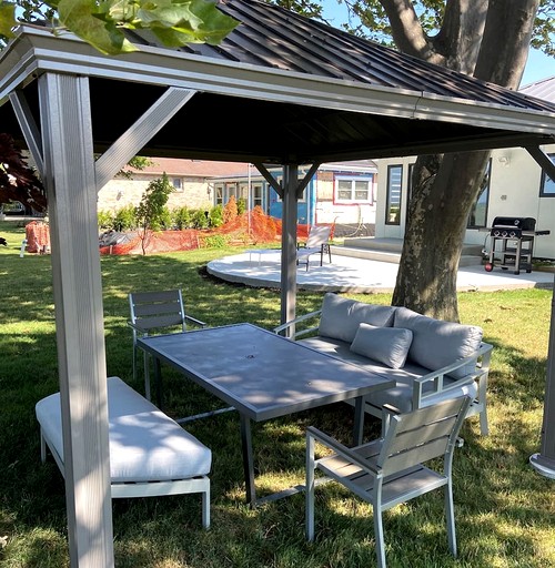 Cottages (Canada, Leamington, Ontario)