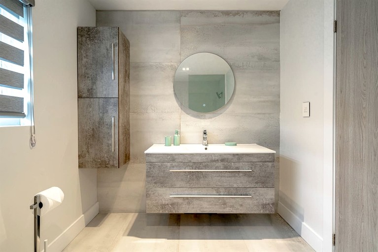 Cottages (Canada, Leamington, Ontario)