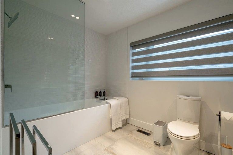 Cottages (Canada, Leamington, Ontario)