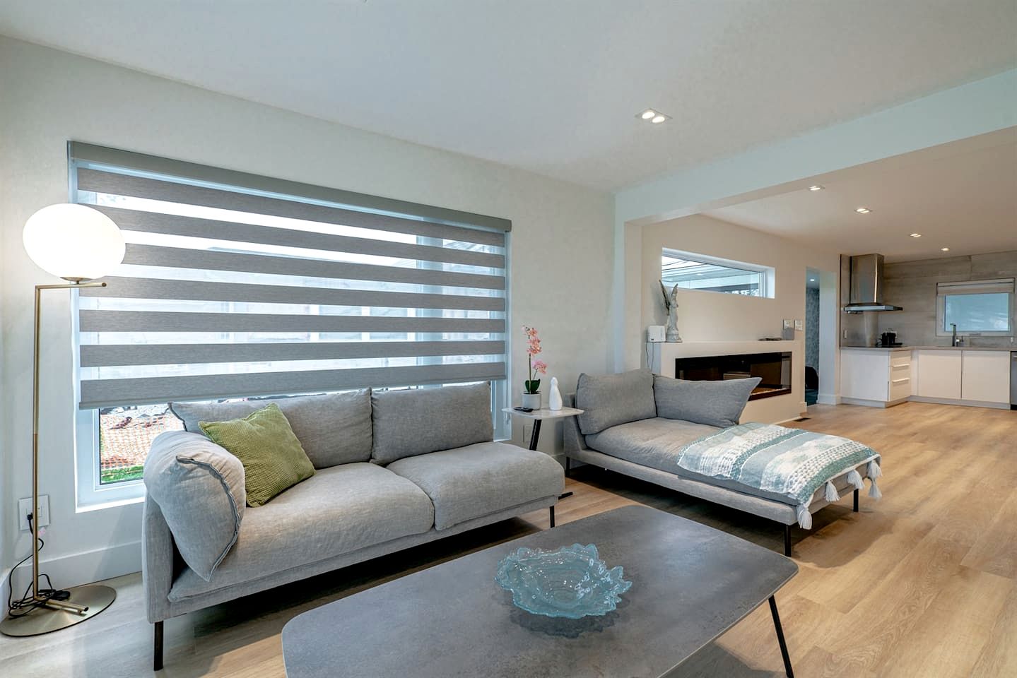 Cute Modern Style Beach Close Cottage in Leamington, Ontario