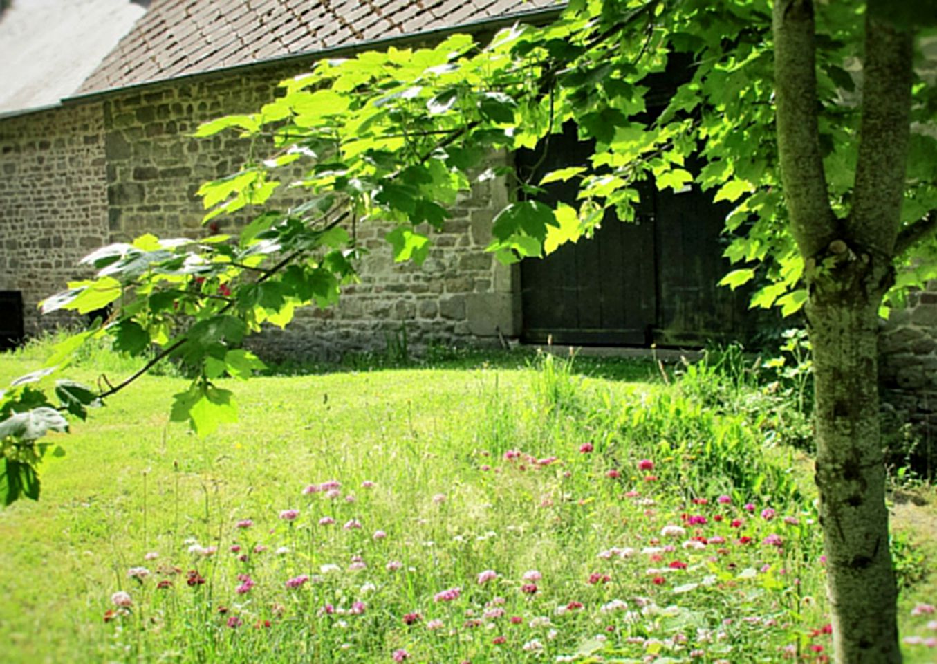 Barns (Royère-de-Vassivière, Nouvelle-Aquitaine, France)