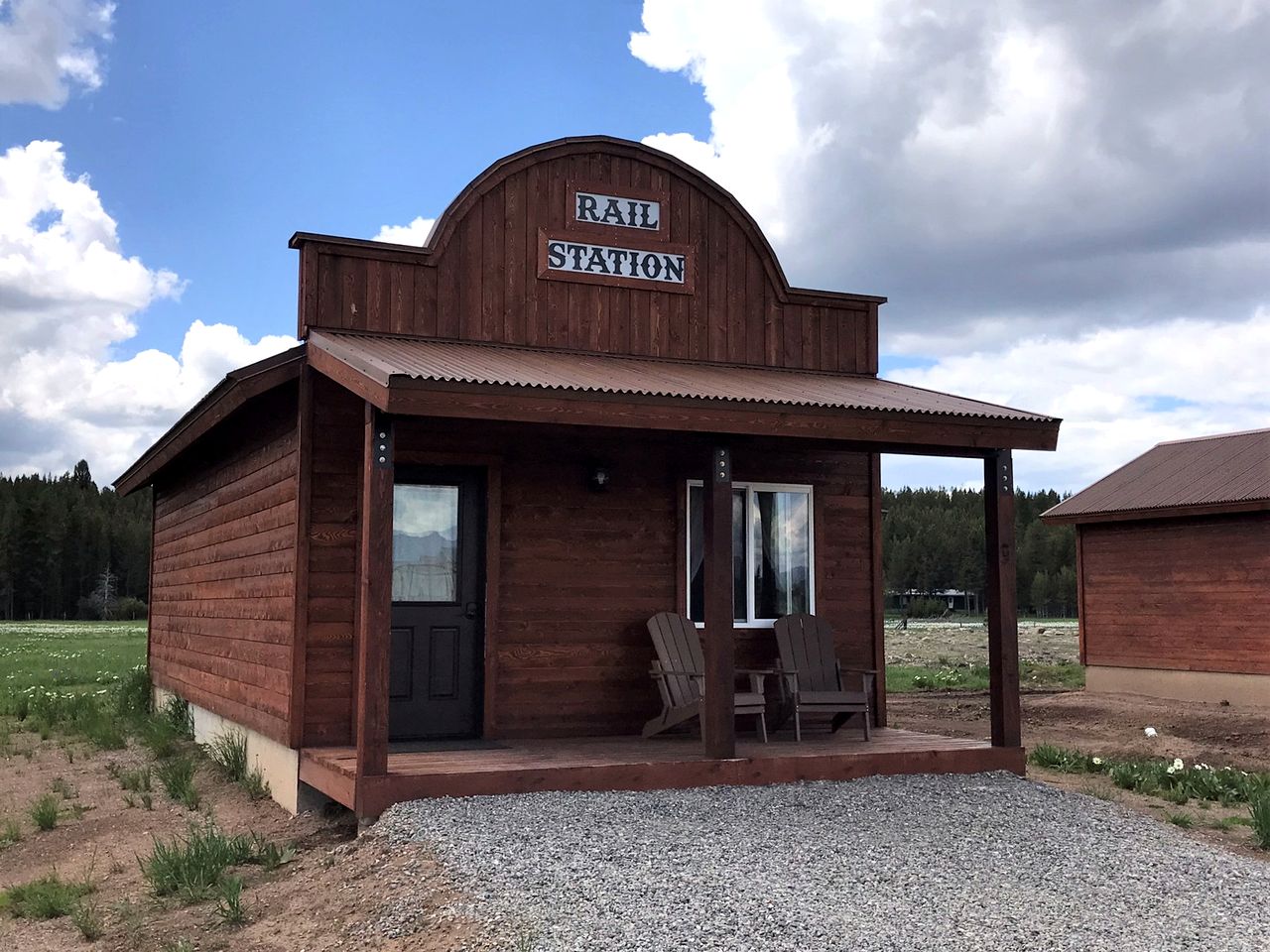 Delightful Old West Cabin in Island Park, Idaho