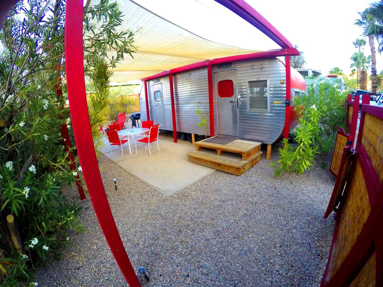Caravans (Borrego Springs, California, United States)