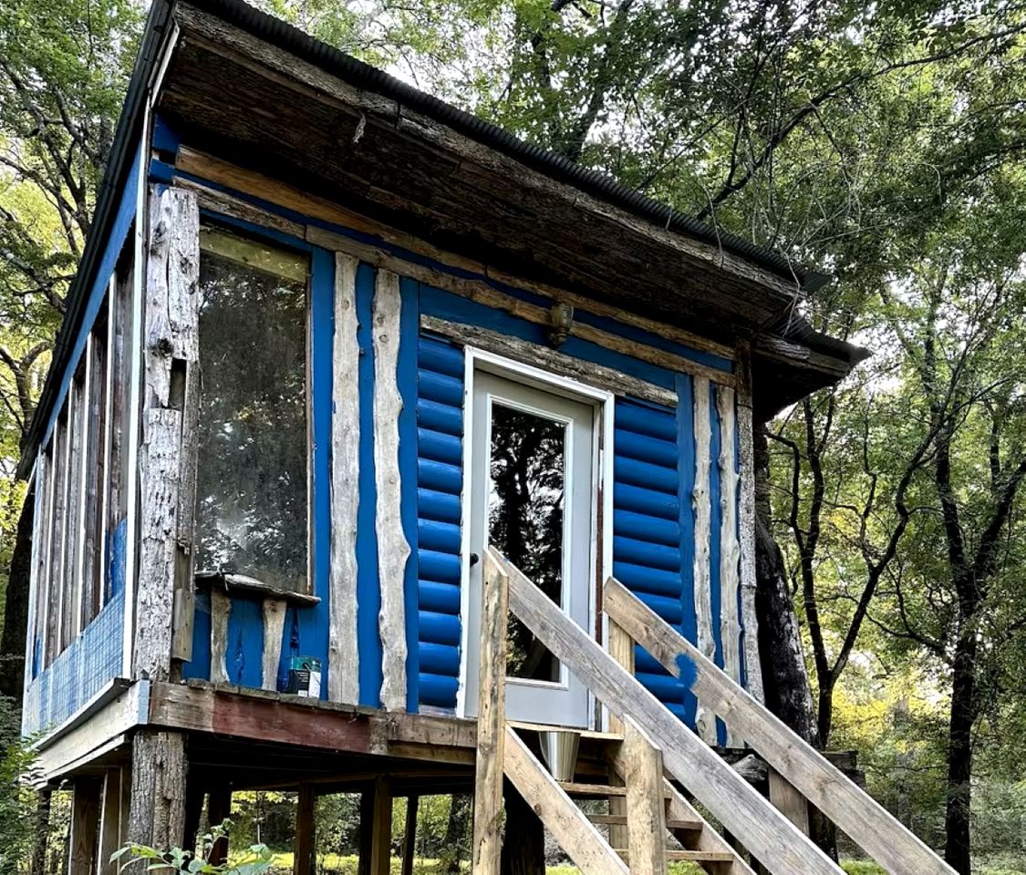 Spectacular Tree House with Barbecue in Murfreesboro, Arkansas