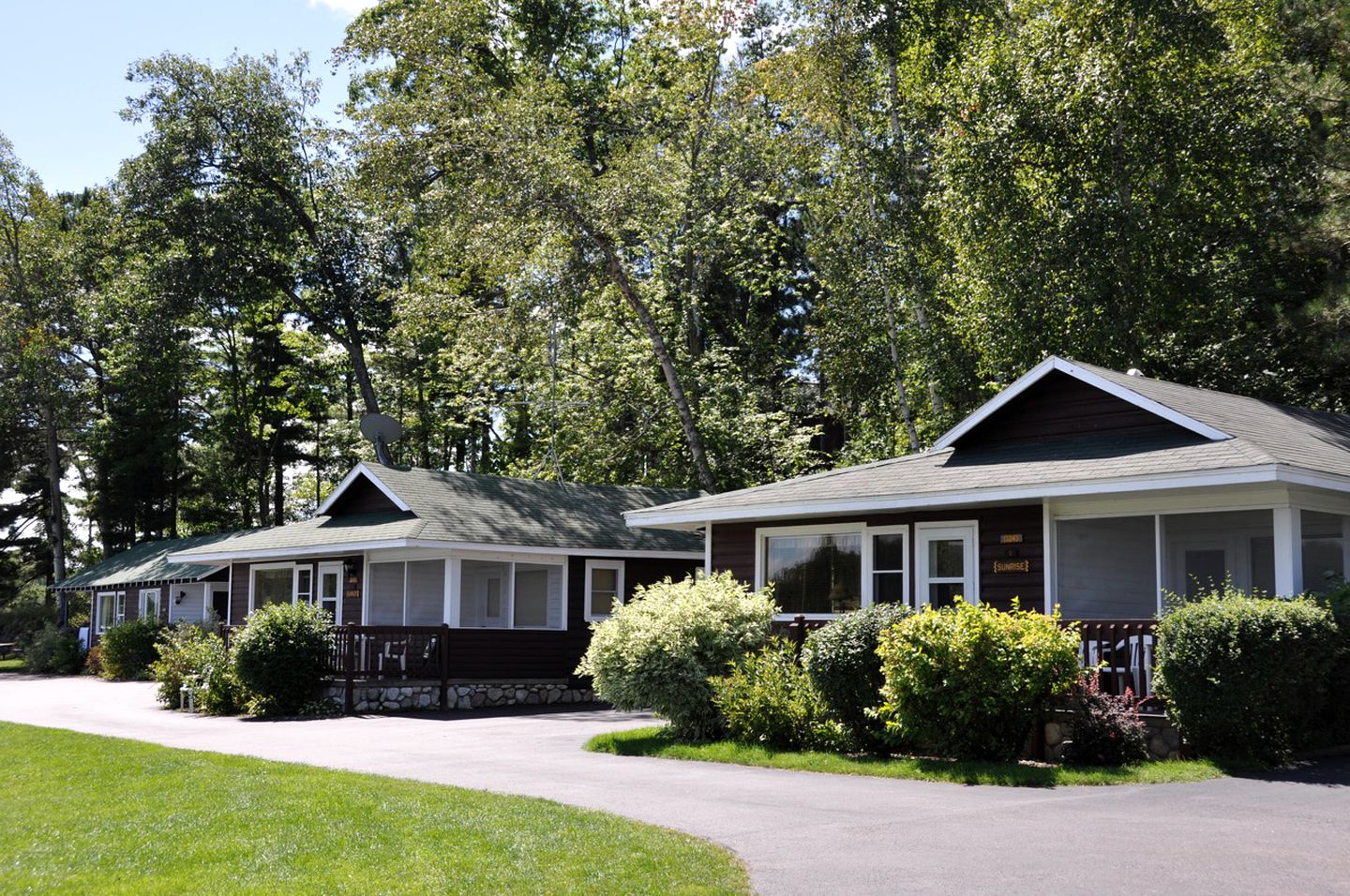 Cabins (Lac du Flambeau, Wisconsin, United States)