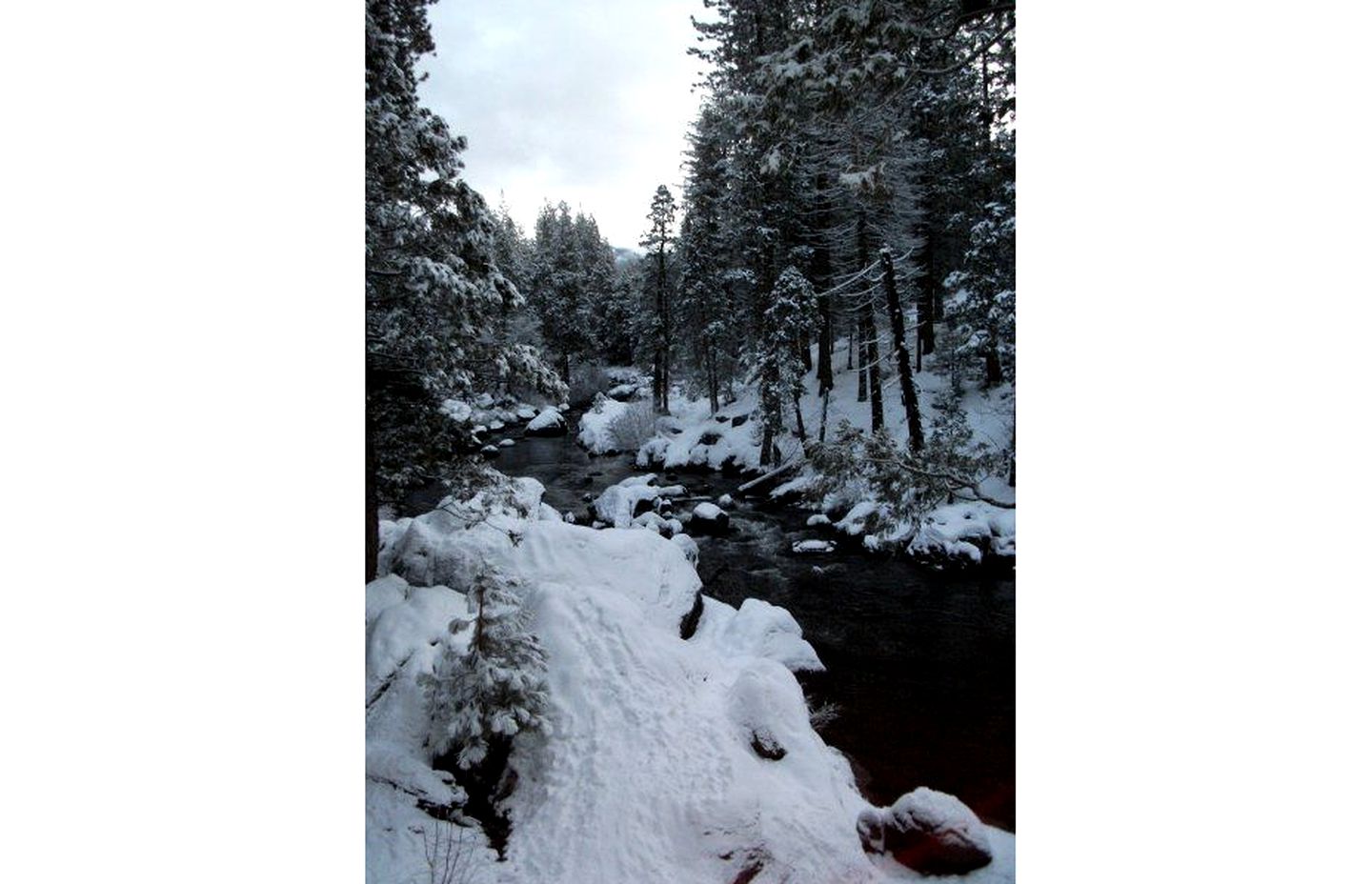 Spacious Riverfront Cabin Rental Perfect for Large Groups near Sonora, California