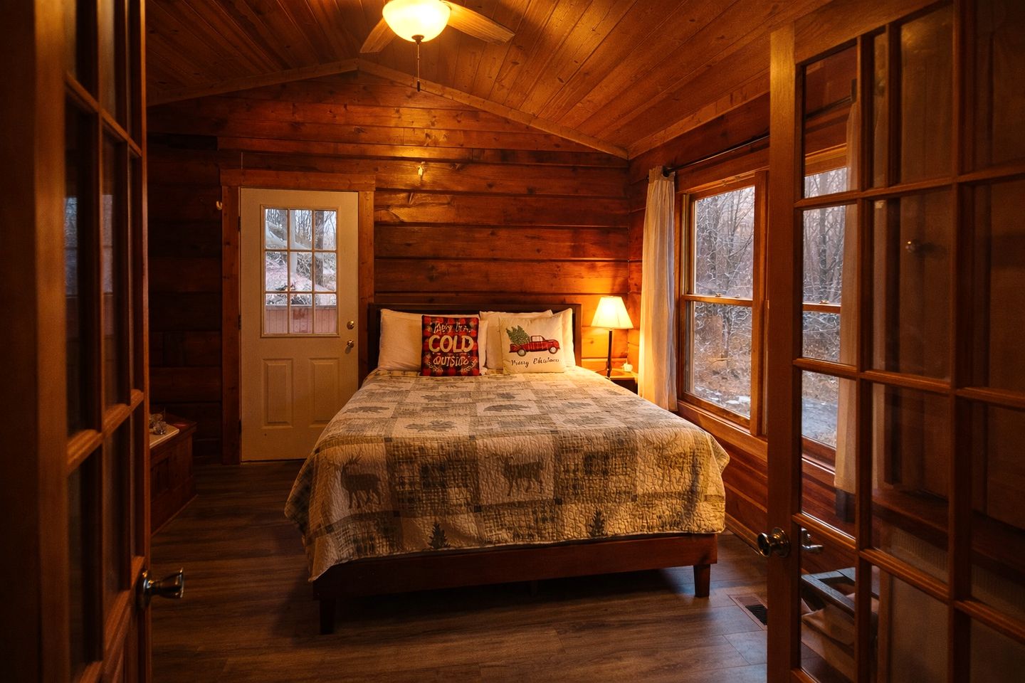 Dog-Friendly Cabin with Indoor Jacuzzi in Sevierville, Tennessee