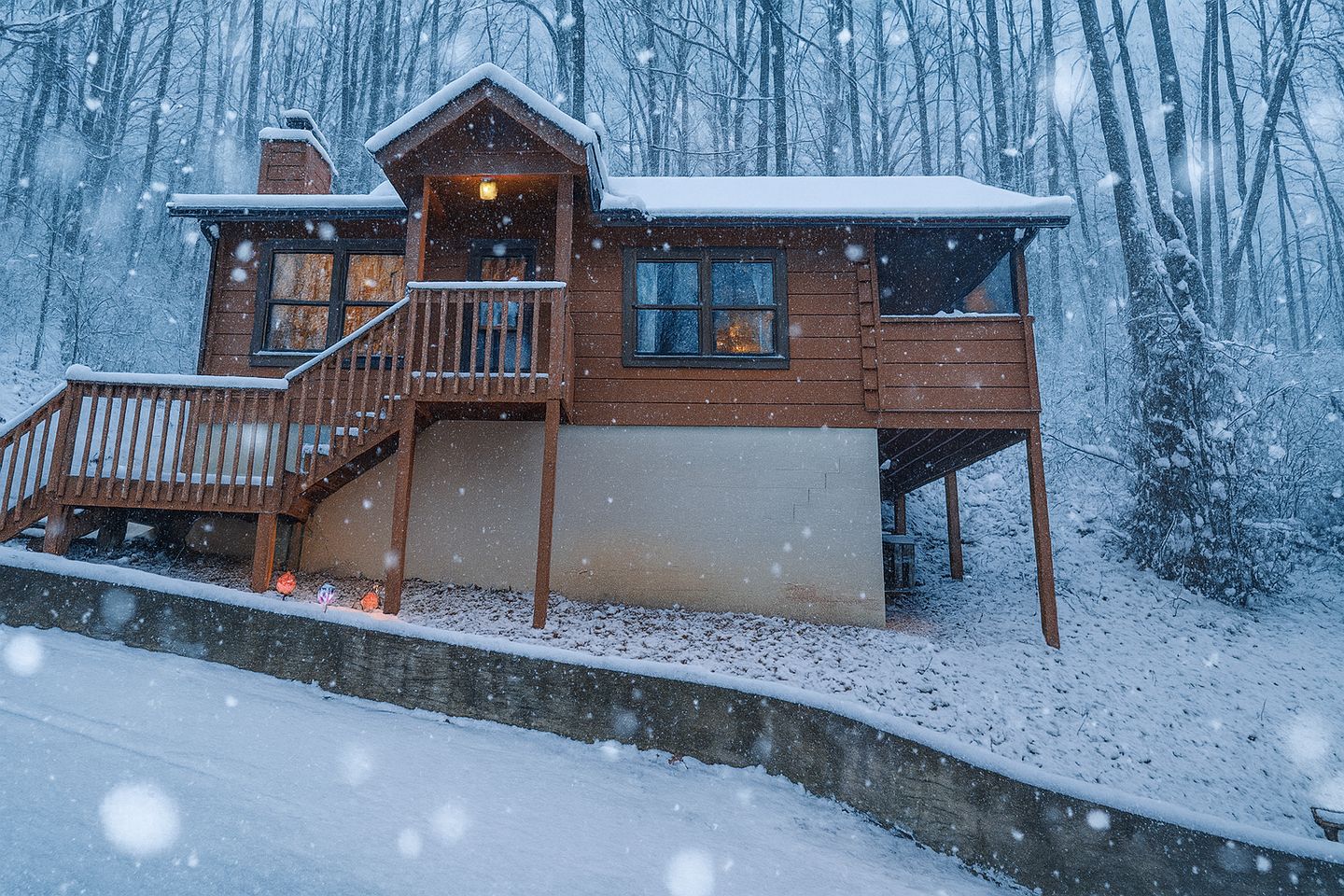 Dog-Friendly Cabin with Indoor Jacuzzi in Sevierville, Tennessee