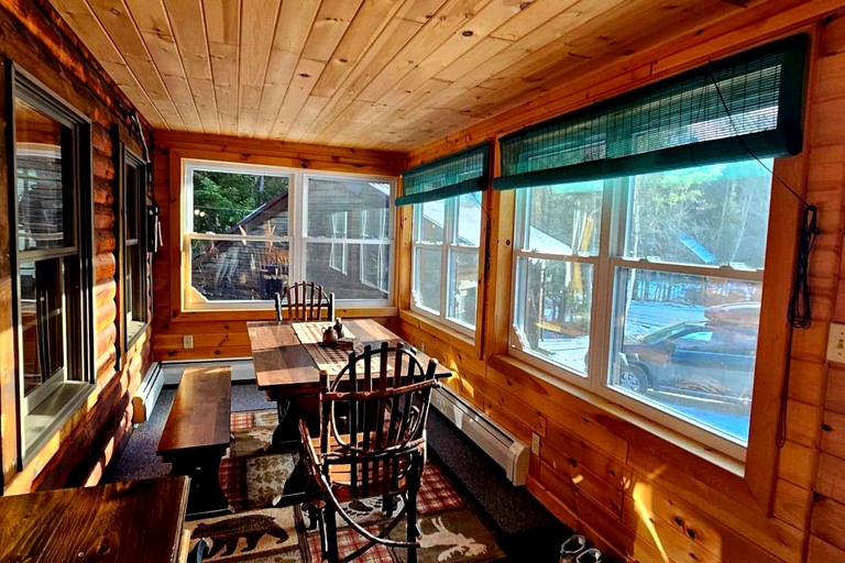 Cabins (United States of America, Beaver Cove, Maine)