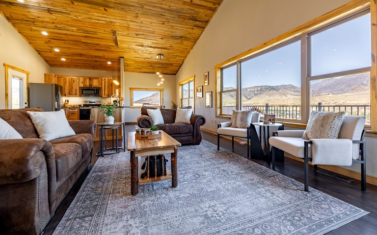 Cabins (United States of America, Cody, Wyoming)