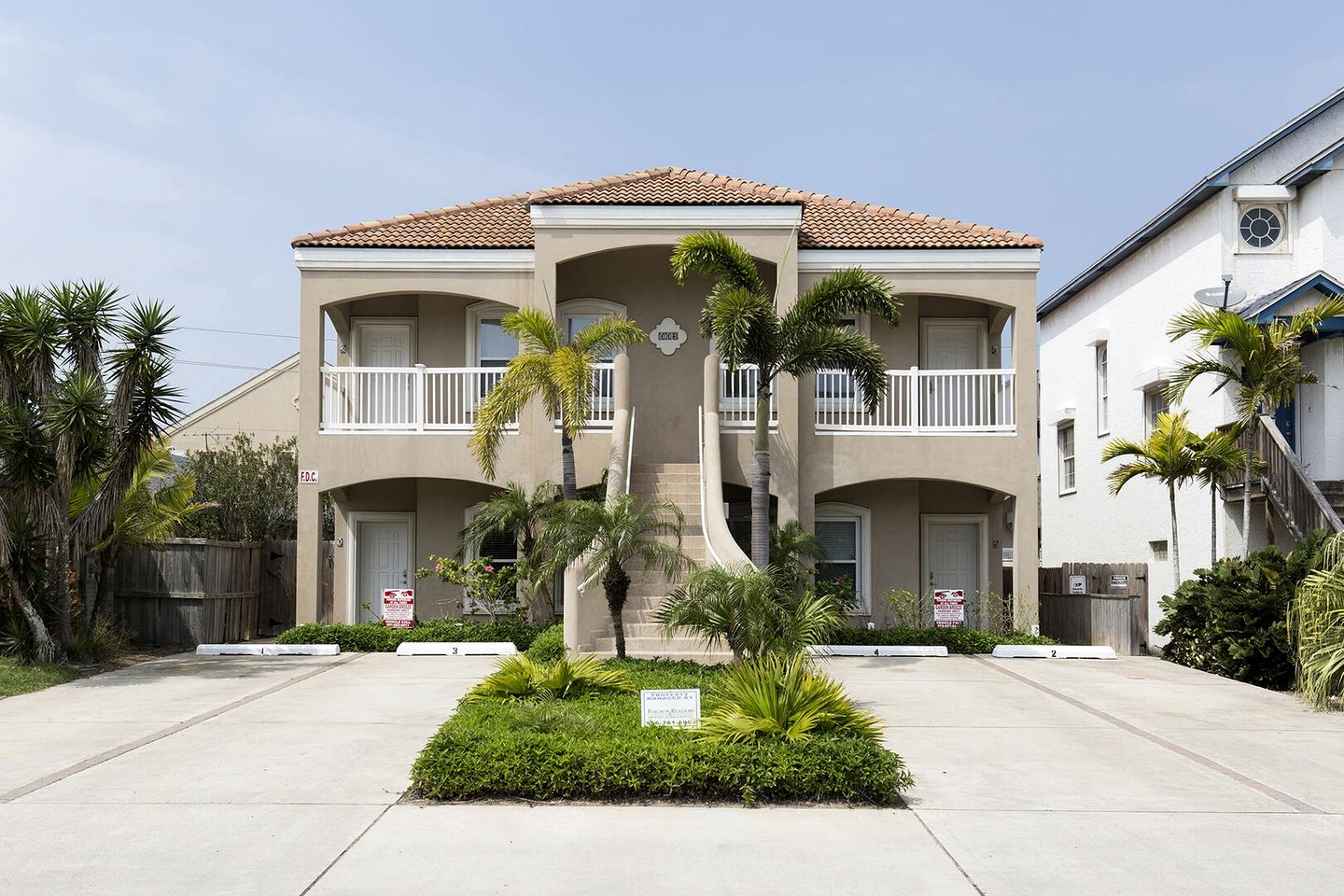 Amazing Beach House with Swimming Pool in South Padre Island, Texas