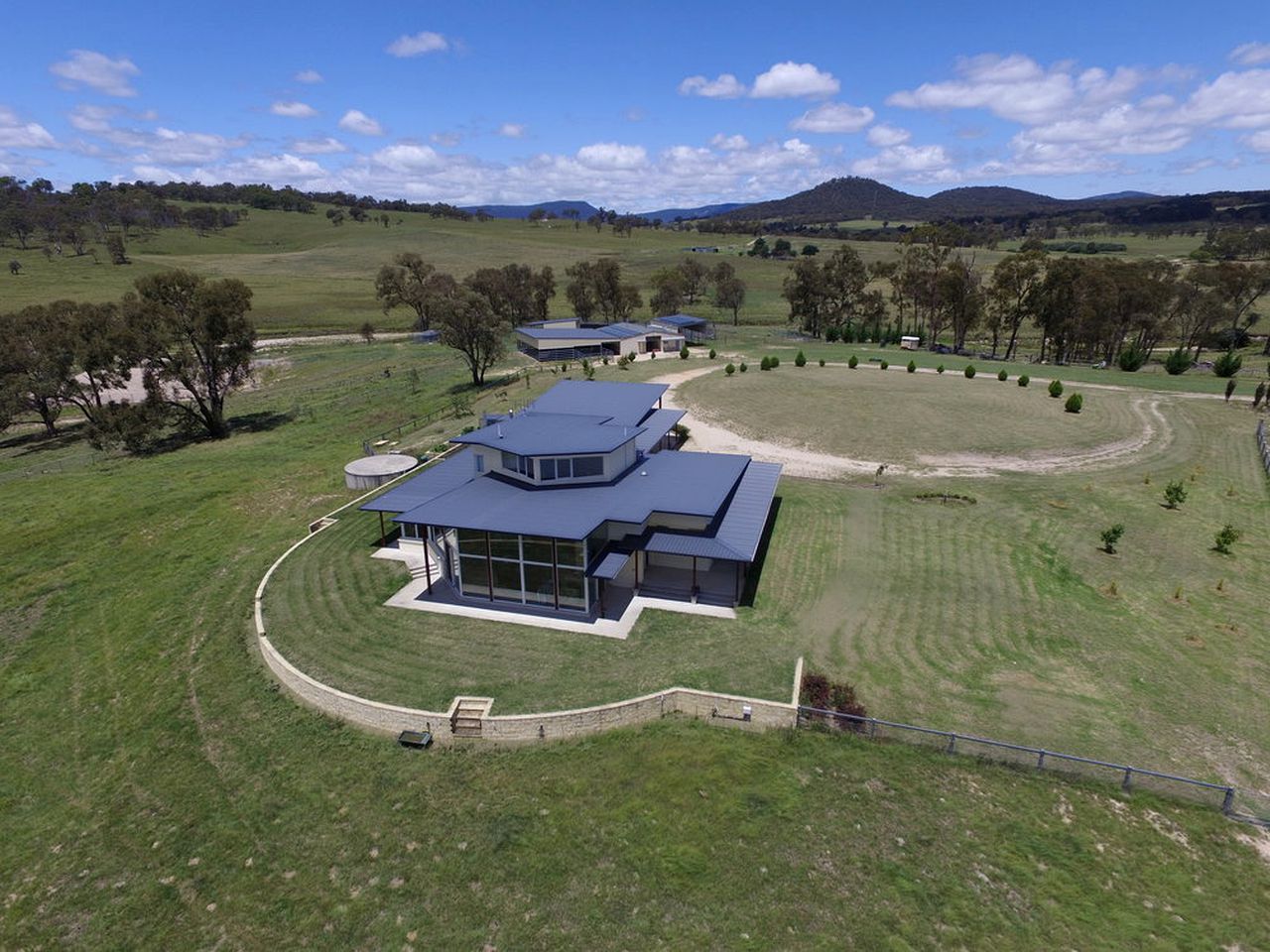 Nature Lodges (Tenterfield, New South Wales, Australia)