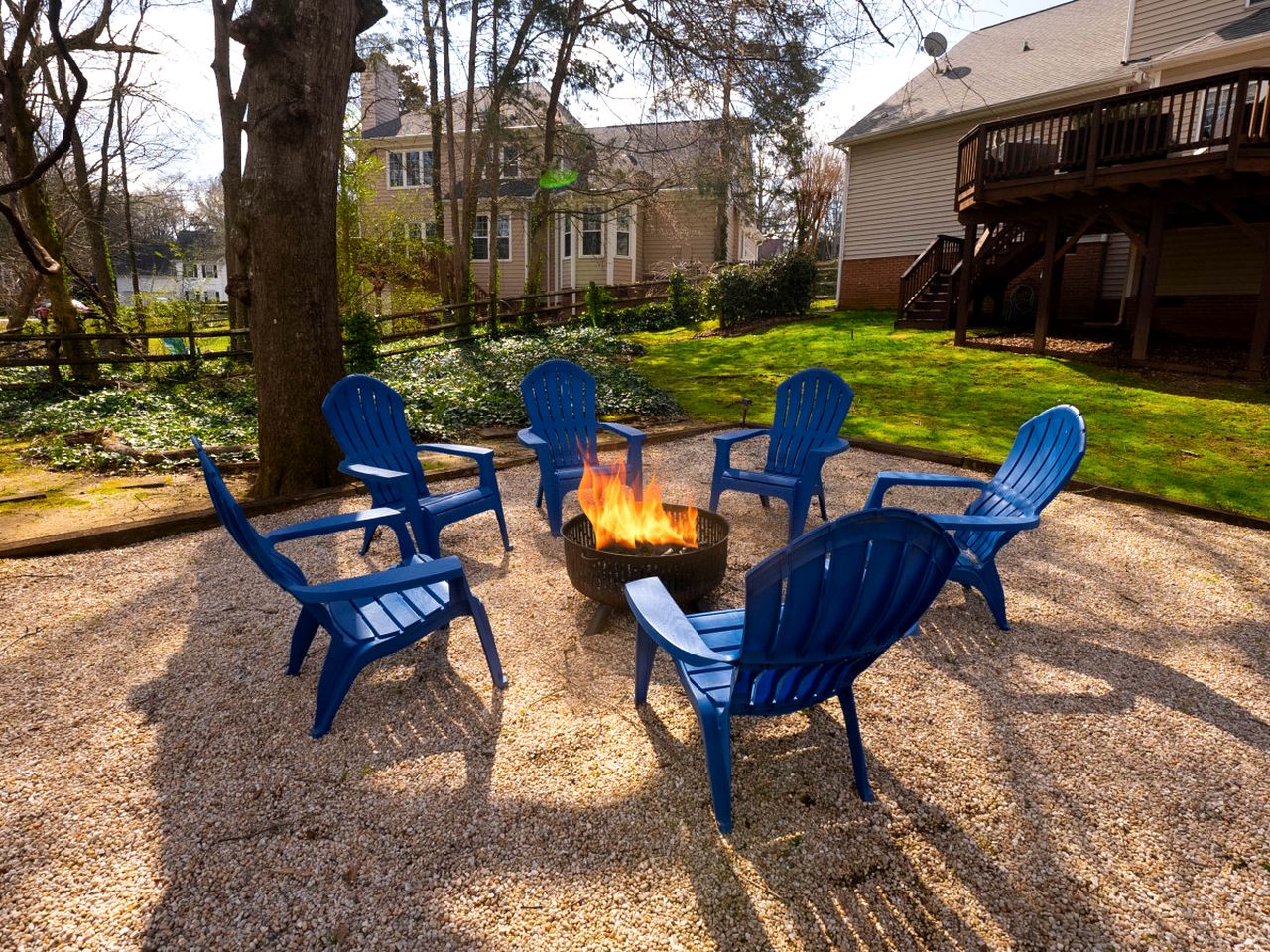 Fantastic Cottage with Fire Pit and Barbecue in Charlotte, North Carolina