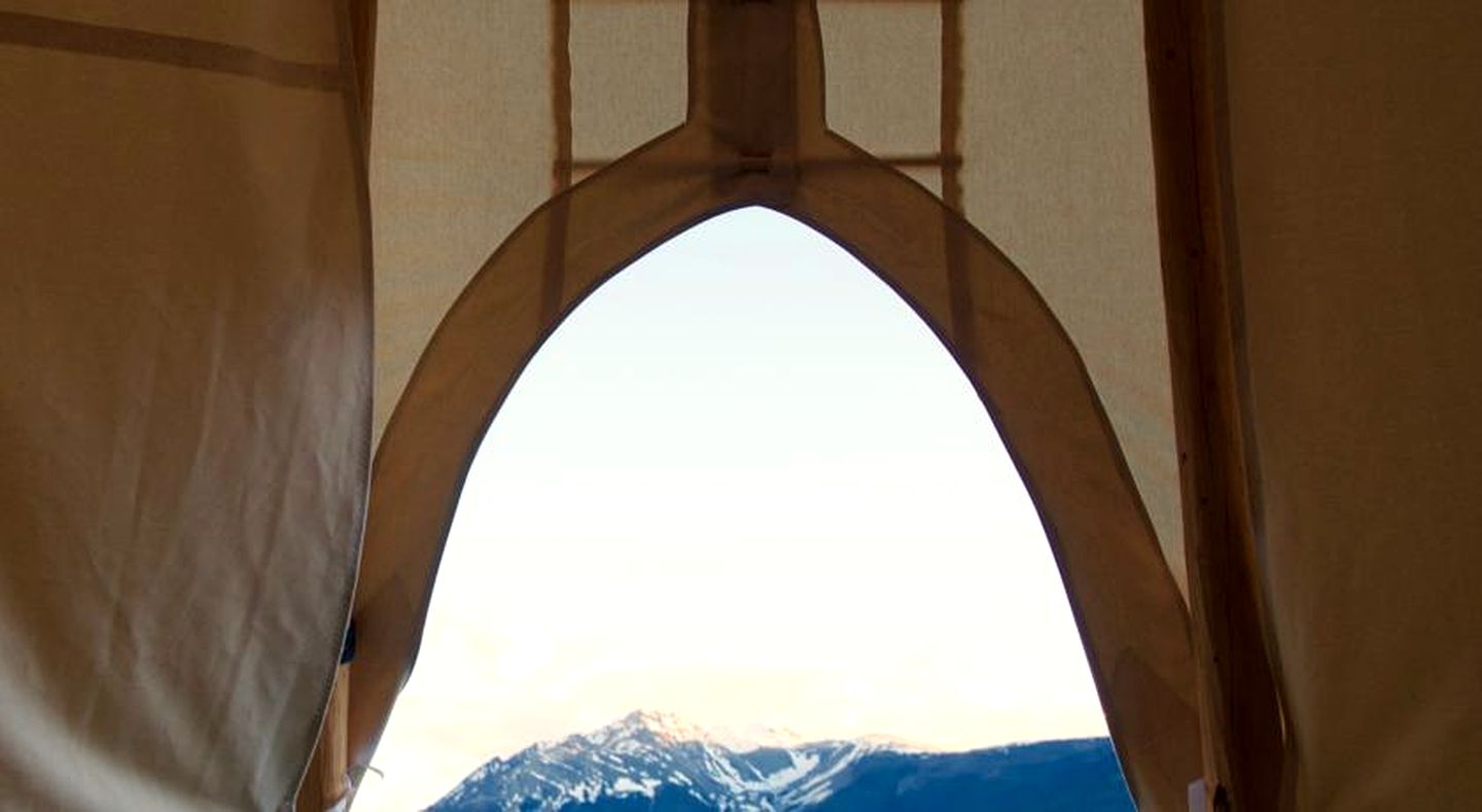 Tipis (Gardiner, Montana, United States)