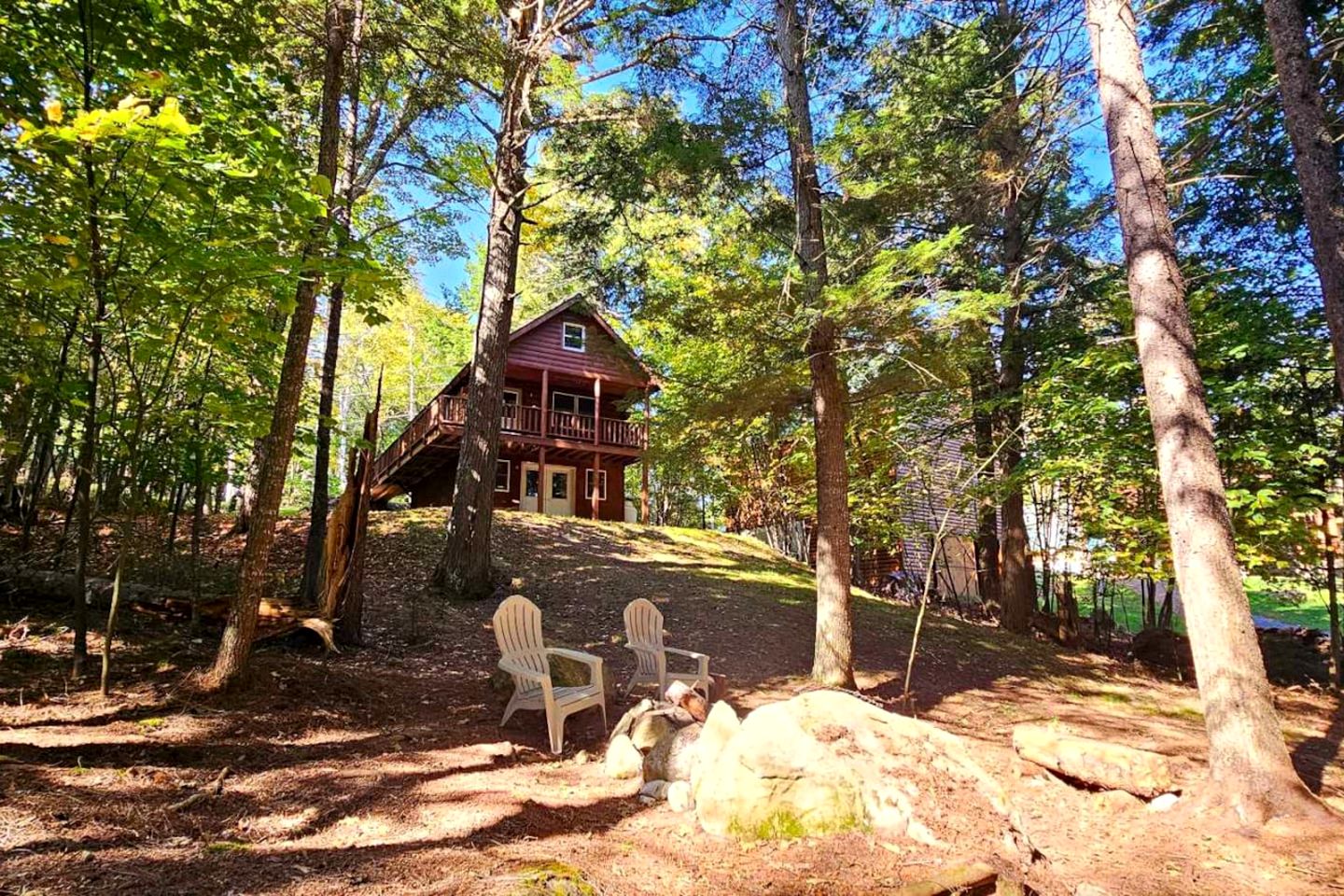 Dreamy Lofted Cabin with Direct Lake Access in Maine
