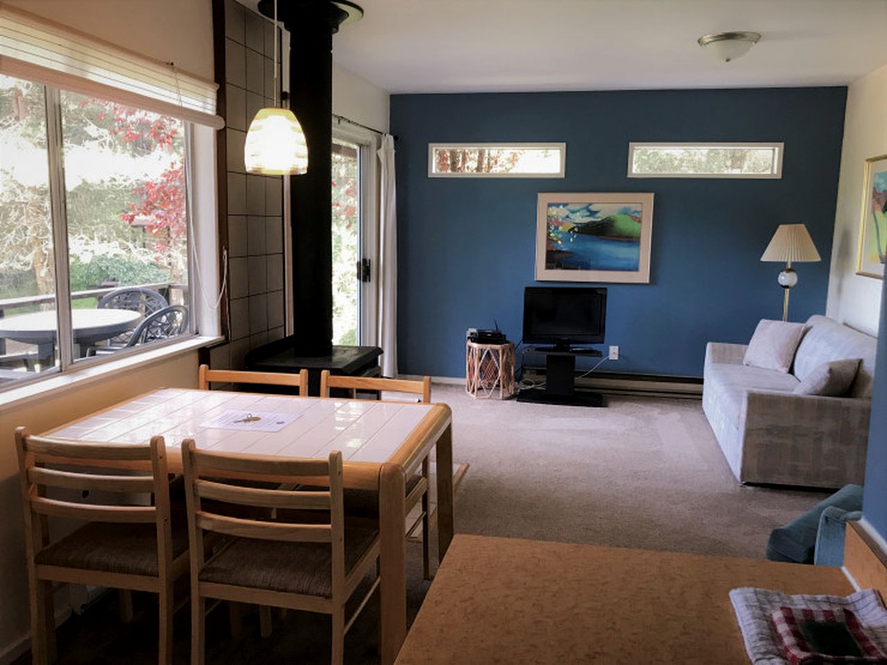 Cottages (Galiano Island, British Columbia, Canada)