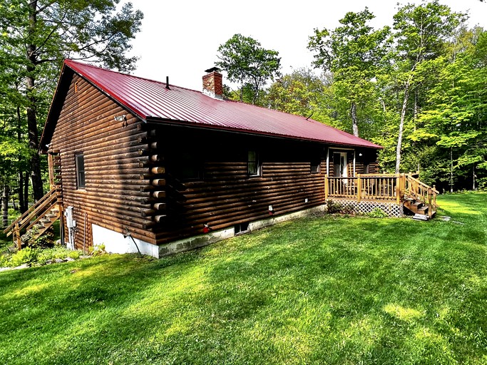 Cabins (United States of America, Jamaica, Vermont)
