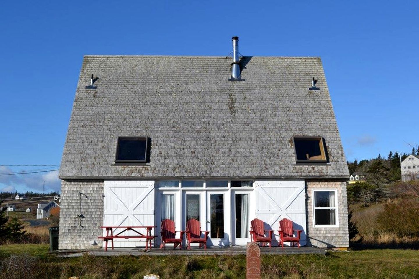 Cabins (Kingsburg, Nova Scotia, Canada)