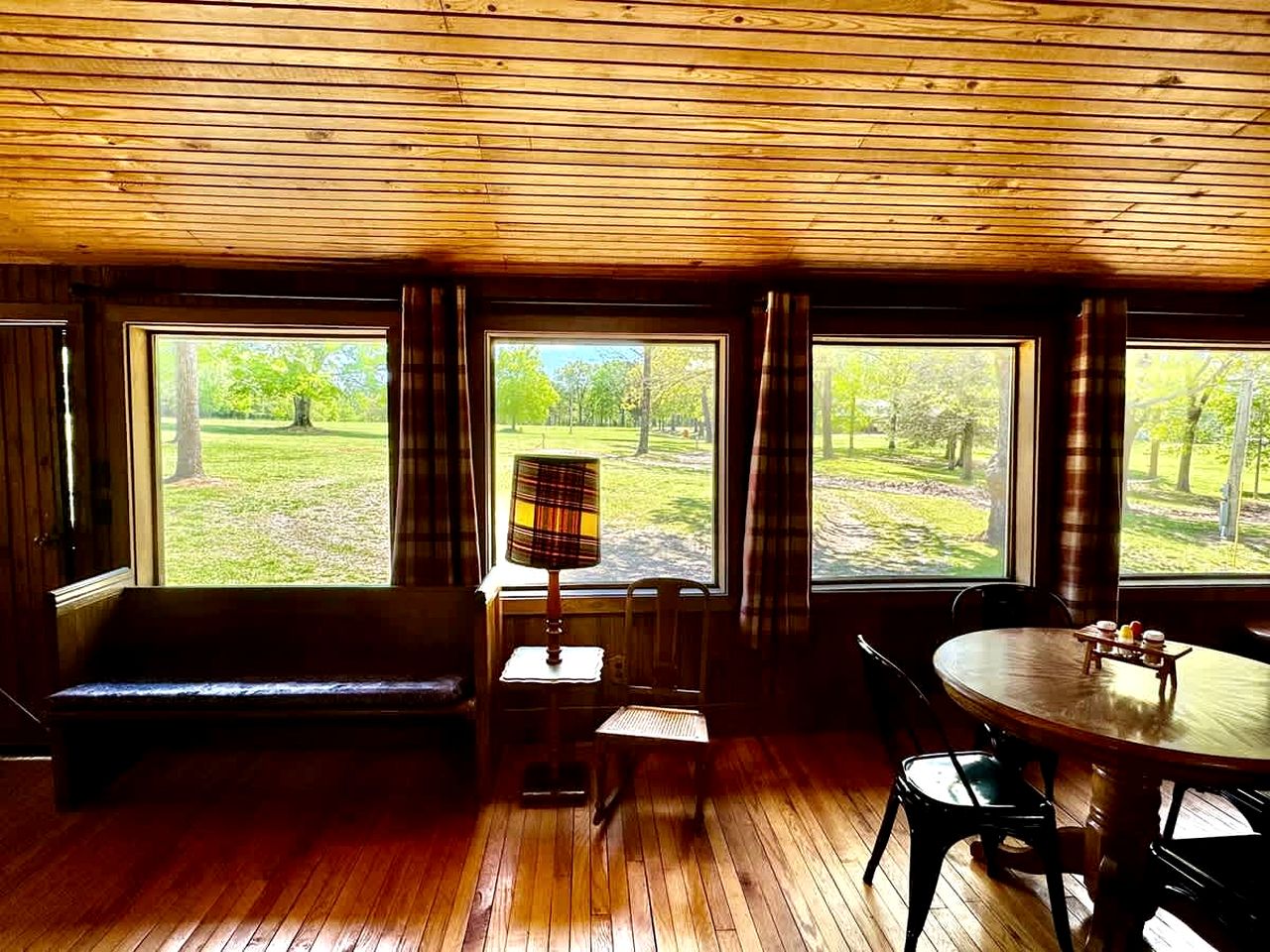 Tranquil Riverfront Cabin Retreat with Wildlife, Trails & Open Skies in Tahlequah, Oklahoma