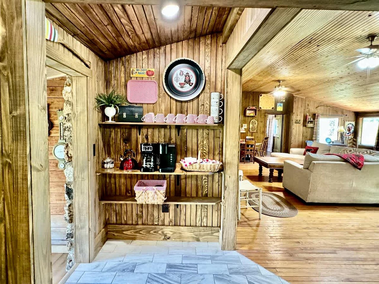 Tranquil Riverfront Cabin Retreat with Wildlife, Trails & Open Skies in Tahlequah, Oklahoma