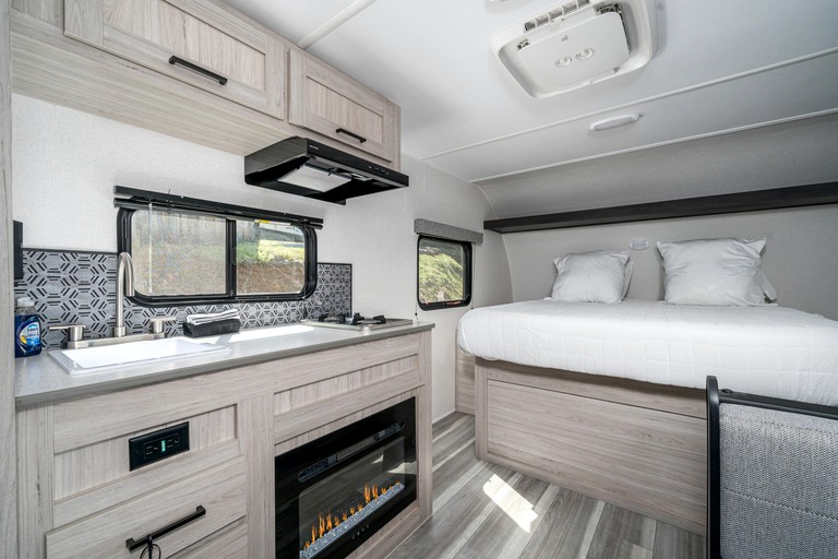 Caravans (United States of America, Blue Ridge, Georgia)