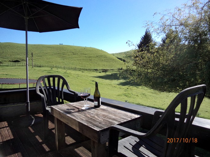 Cottages (Taumarunui, North Island, New Zealand)
