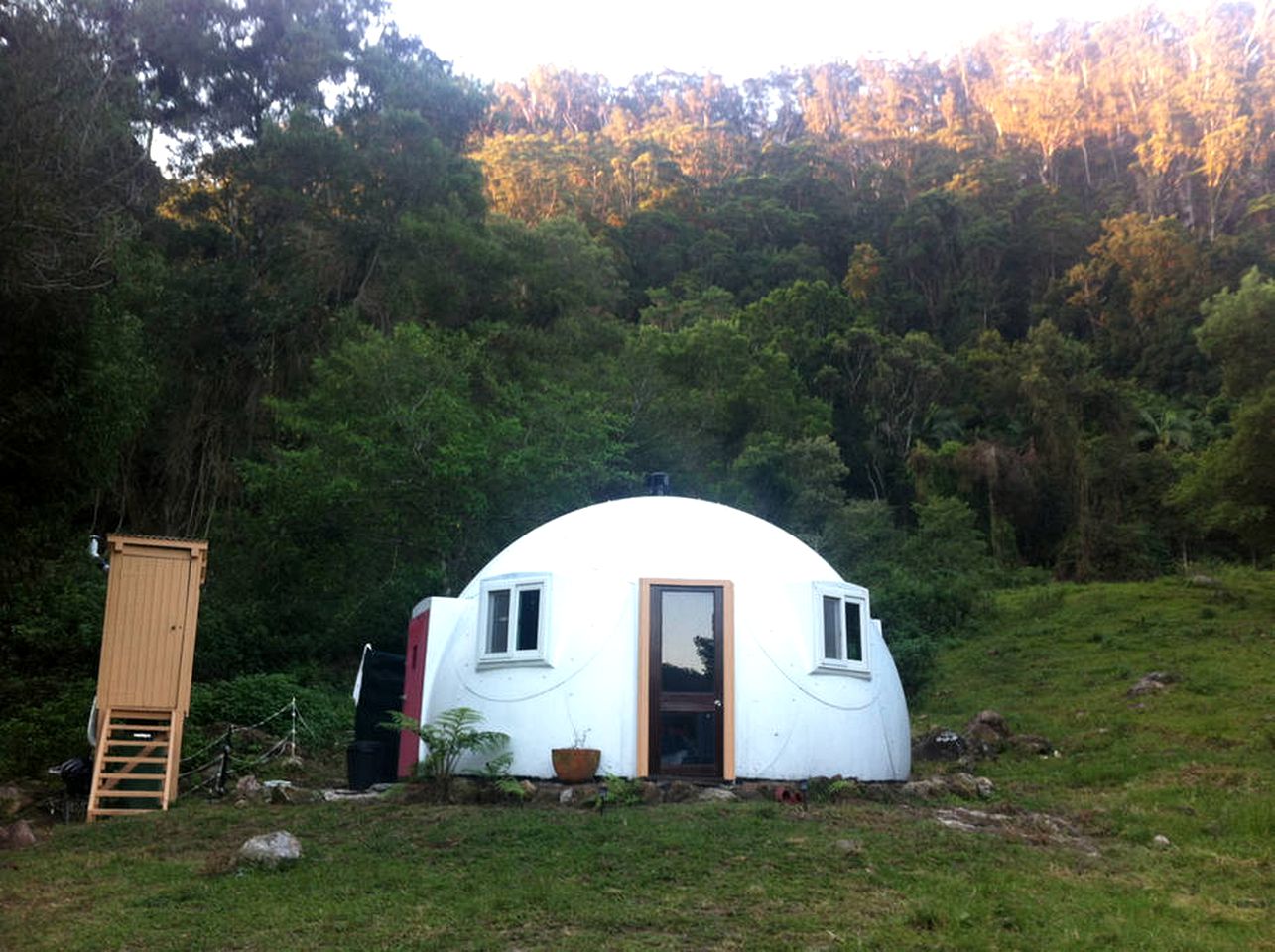 Bubbles & Domes (Wilsons Creek, New South Wales, Australia)