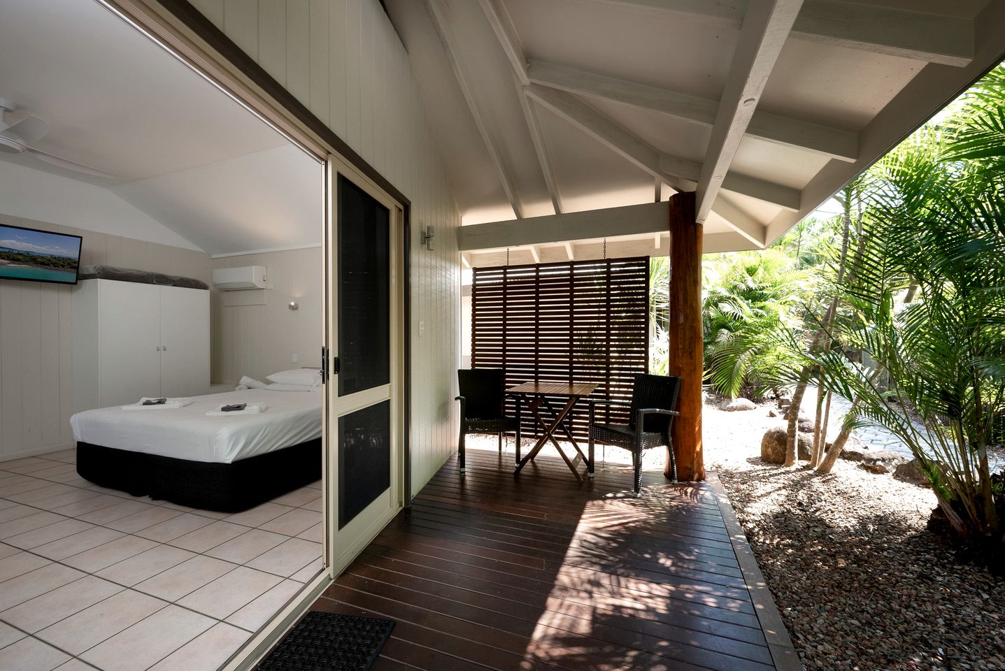 Self-Contained Bungalow for Seven near Mission Beach, Queensland | Cottages (Mission Beach, Queensland, Australia)